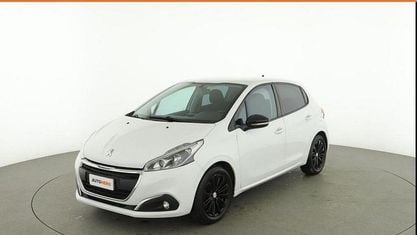 Usado Peugeot 208 Active 75 CV (55 kW) 2017 Blanco Utilitario