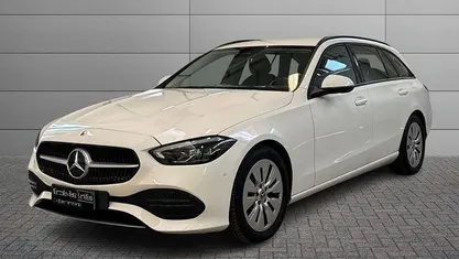 Usata Mercedes 200 Business 163 CV (119 kW) 2022 Bianco polare Station wagon