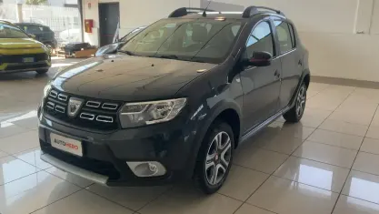 Usata Dacia Sandero 90 CV (66 kW) 2019 Nero