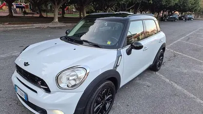 Bianco Usata 2016 Mini Cooper SD Countryman Business SUV | 11.900 € (Buon prezzo)