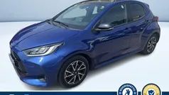 Blu metallizzato Usata 2021 Toyota Yaris Hybrid Lounge Tre volumi | 16.700 € (Buon prezzo)