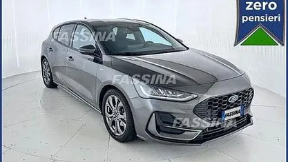 Usata Ford Focus ST-Line 125 CV (91 kW) 2025 Grigio Utilitaria