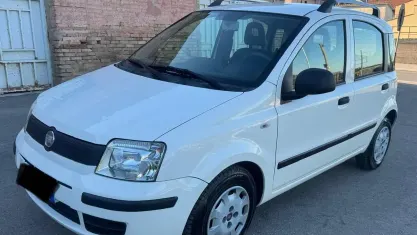 Usata Fiat Panda Classica 60 CV (44 kW) 2012 Bianco Utilitaria