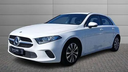 Bianco Usata 2022 Mercedes A200 Edition Tre volumi | 27.900 € (Buon prezzo)