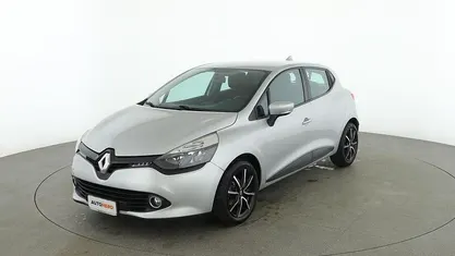 Argento Usata 2016 Renault Clio IV Life Due volumi | 8199 € (Buon prezzo)