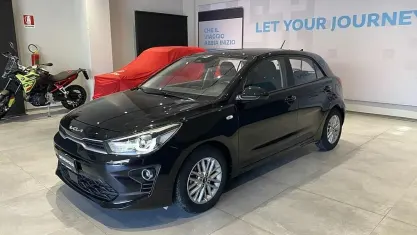 Usata Kia Rio Comfort 82 CV (60 kW) 2023 Nero Utilitaria