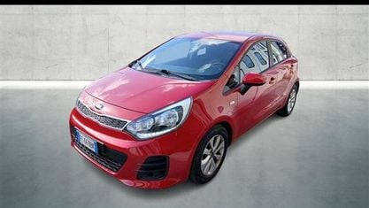 Usata Kia Rio Active 86 CV (63 kW) 2016 Rosso Utilitaria