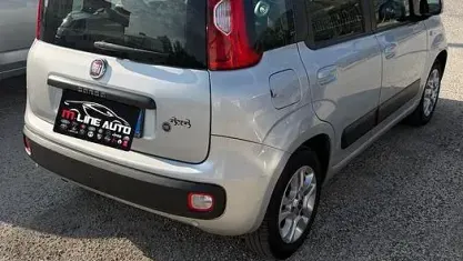 Usata Fiat Panda Lounge 69 CV (50 kW) 2016 Grigio Utilitaria