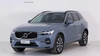 Usata 2022 Volvo XC60 Momentum SUV | 35.900 € (Buon prezzo)