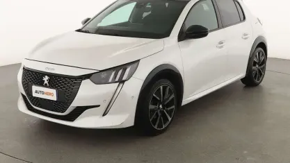 Usata Peugeot 208 GT 102 CV (75 kW) 2022 Bianco Utilitaria