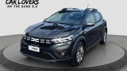 Usata 2023 Dacia Sandero Comfort Utilitaria | 14.690 € (Buon prezzo)