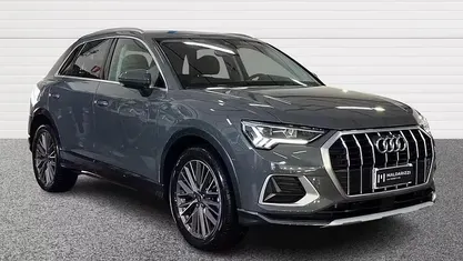 Begagnad Audi Q3 Advanced 150 HK (110 kW) 2025 Grå SUV