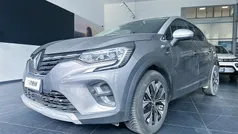 Grigio cassiopea tetto grigio magnete Usata 2024 Renault Captur Techno SUV | 18.900 € (Buon prezzo)