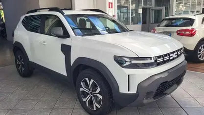 Bianco gelato Nuova 2025 Dacia Duster Expression SUV | 21.800 € (Buon prezzo)