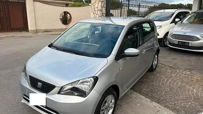 Argento Usata 2016 Seat Mii Chic Due volumi | 6500 € (Buon prezzo)