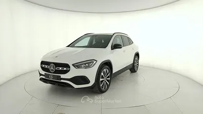 Bianco Usata 2022 Mercedes GLA200 SUV | 30.500 € (Super prezzo)