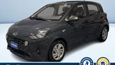 Grigio Usata 2021 Hyundai i10 Advanced Plus Due volumi | 12.300 € (Buon prezzo)