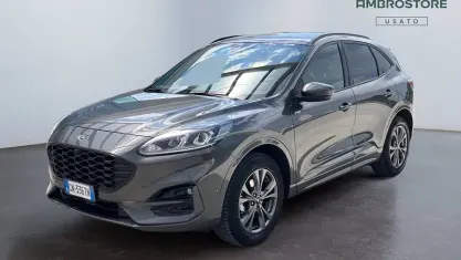Usata Ford Kuga ST-Line 190 CV (139 kW) 2023 Magnetic grey SUV