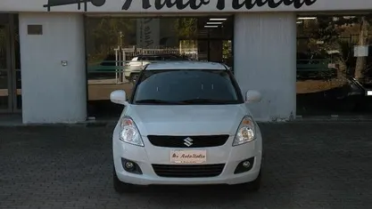 Usata Suzuki Swift 94 CV (69 kW) 2011 Bianco Utilitaria