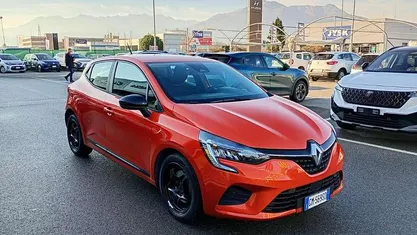 Usata 2023 Renault Clio V Equilibre Tre volumi | 12.900 € (Buon prezzo)