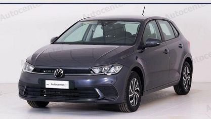 Käytetty VW Polo Life 95 HP (69 kW) 2024 Harmaa Sedan