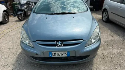 Usata Peugeot 307 109 CV (80 kW) 2004 Grigio Berlina