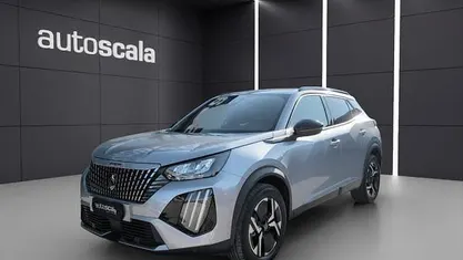 Usata Peugeot 2008 Allure 131 CV (96 kW) 2024 SUV