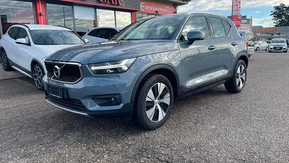 Usata Volvo XC40 Momentum 150 CV (110 kW) 2018 Grigio SUV