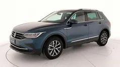 Nightshade blue metallizzato Usata 2020 VW Tiguan Life SUV | 25.500 € (Buon prezzo)