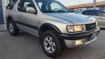 Usata Opel Frontera Sport 116 CV (85 kW) 1999 SUV