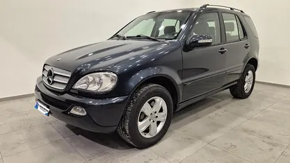 Usata Mercedes ML270 Edition 163 CV (119 kW) 2005 Blu SUV
