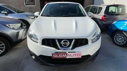 Bianco Usata 2011 Nissan Qashqai Visia SUV | 6900 € (Buon prezzo)