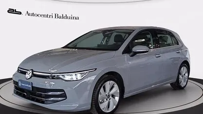 Usata 2024 VW Golf Style Berlina | 30.900 € (Buon prezzo)