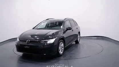 Usata VW Golf VIII Life 131 CV (96 kW) 2022 Station wagon
