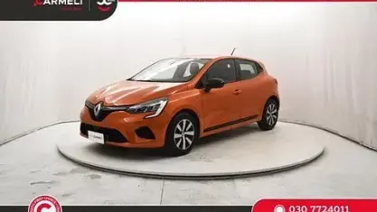 Usata Renault Clio Equilibre 91 CV (66 kW) 2023 Arancione Utilitaria
