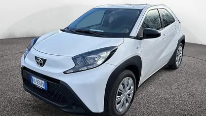 Usata Toyota Aygo X Active 72 CV (52 kW) 2025 SUV