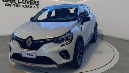 Usado Renault Captur Techno 143 CV (105 kW) 2023 Blanco SUV