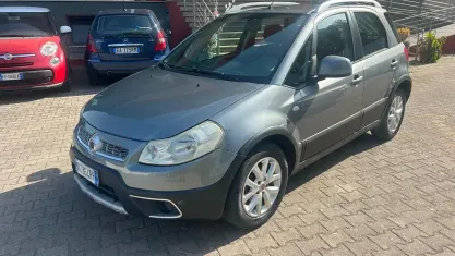 Usata Fiat Sedici Emotion 135 CV (99 kW) 2010 Grigio SUV