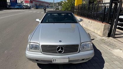 Begagnad Mercedes SL320 224 HK (164 kW) 1998 Grå Cab