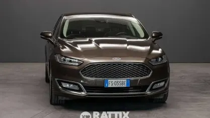 Usata Ford Mondeo Vignale 140 CV (102 kW) 2018 Marrone Berlina
