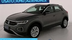 Indium grey metallizzato nero Usata 2024 VW T-Roc Life SUV | 28.500 € (Buon prezzo)