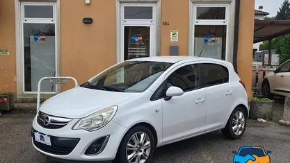 Usata Opel Corsa 86 CV (63 kW) 2012 Utilitaria
