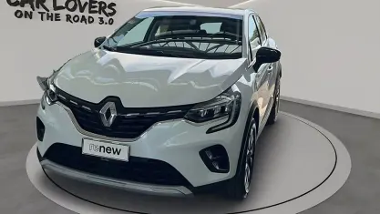 Usata Renault Captur Intens 101 CV (74 kW) 2023 Qnc bianco nacre' SUV