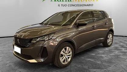 Usata Peugeot 3008 Business-Line 131 CV (96 kW) 2021 Grigio scuro SUV