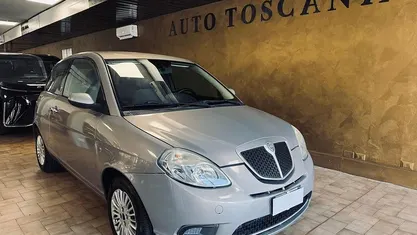 Grigio Usata 2008 Lancia Ypsilon Due volumi | 3500 € (Buon prezzo)