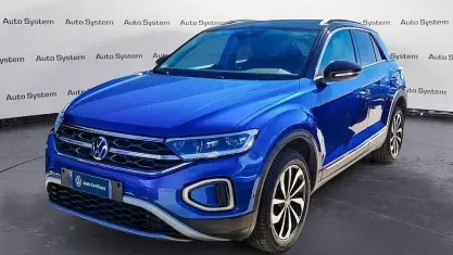 Usata VW T-Roc Style 116 CV (85 kW) 2023 Blu SUV