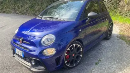 Gebraucht Abarth 595 Competizione 180 PS (132 kW) 2018 Blau Limousine