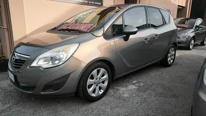 Marrone Usata 2012 Opel Meriva Cosmo Monovolume | 3450 € (Ottimo prezzo)