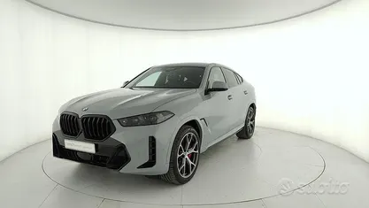 Grigio Usata 2024 BMW X6 M Sport SUV | 83.800 € (Buon prezzo)