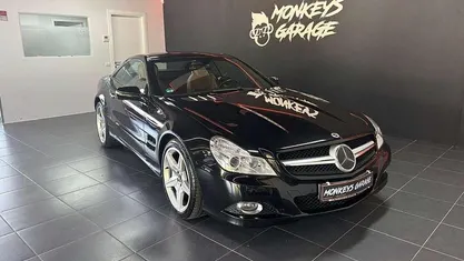Usata Mercedes SL350 AMG 315 CV (231 kW) 2009 Nero Cabrio